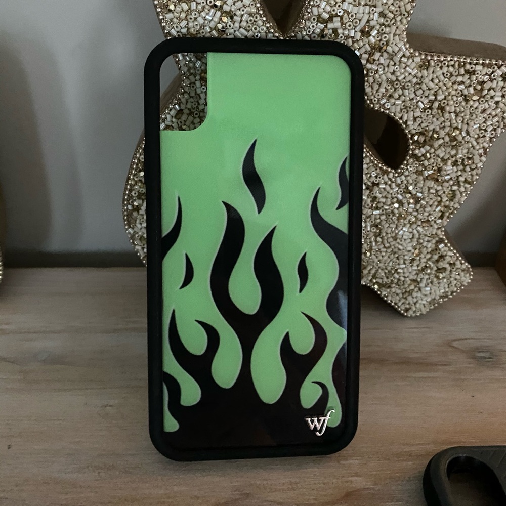 iPhone XR CASE